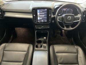 Volvo XC40 D4 AWD Momentum - Image 6