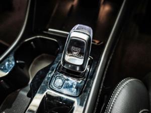 Volvo XC40 T5 AWD Inscription - Image 13