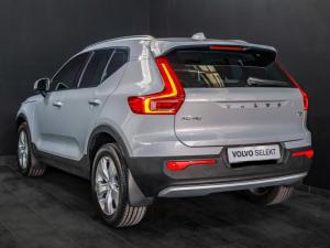 Volvo XC40 T3 Momentum auto - Image 3