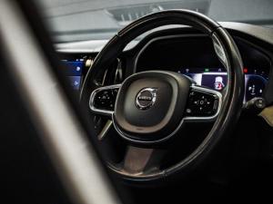 Volvo XC60 B6 AWD Plus Bright - Image 12