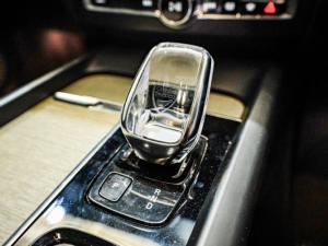 Volvo XC60 B6 AWD Plus Bright - Image 15