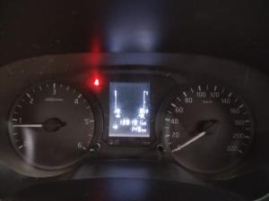 Nissan Navara 2.5DDTi single cab XE - Image 12