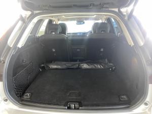 Volvo XC60 B5 AWD Essential - Image 14