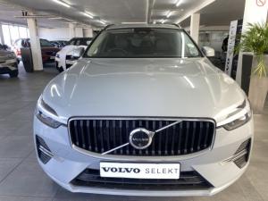 Volvo XC60 B5 AWD Essential - Image 10
