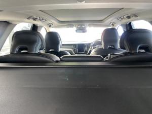 Volvo XC60 B5 AWD Essential - Image 12