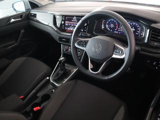 Volkswagen Polo hatch 1.0TSI Life auto