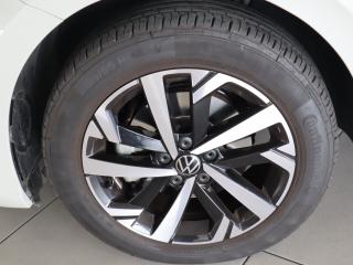 Volkswagen Polo hatch 1.0TSI Life auto