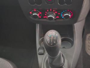 Nissan NP200 1.6i safety pack (aircon) - Image 13