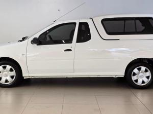 Nissan NP200 1.6i safety pack (aircon) - Image 4
