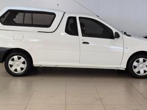 Nissan NP200 1.6i safety pack (aircon) - Image 5