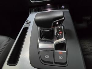 Audi Q5 40TDI quattro Advanced - Image 11