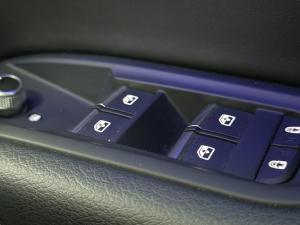 Audi Q5 40TDI quattro Advanced - Image 13