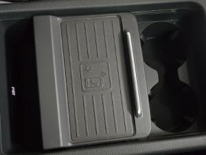 Audi Q5 40TDI quattro Advanced - Image 17