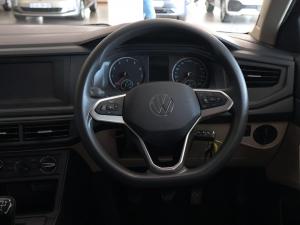 Volkswagen Polo sedan 1.6 manual - Image 14