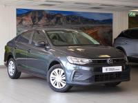 Thumbnail Volkswagen Polo sedan 1.6 manual