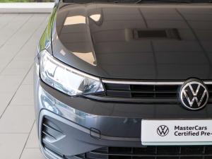 Volkswagen Polo sedan 1.6 manual - Image 6