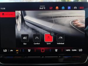 Volkswagen Golf 1.4TSI R-Line - Image 8