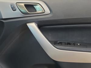 Ford Everest 3.2TDCi 4WD XLT - Image 13