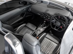 Audi TT TT RS roadster quattro - Image 10