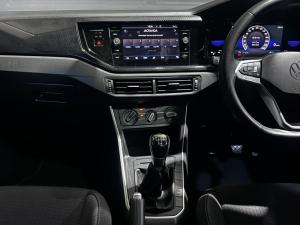 Volkswagen Polo hatch 1.0TSI Life auto - Image 13