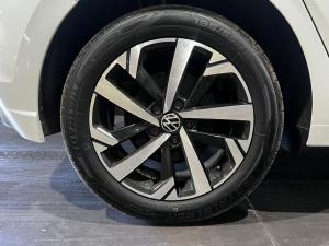 Volkswagen Polo hatch 1.0TSI Life auto - Image 23