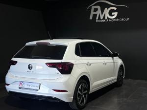 Volkswagen Polo hatch 1.0TSI Life auto - Image 5