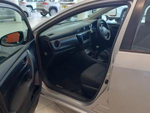 Toyota Corolla Quest 1.8 Plus manual - Image 7