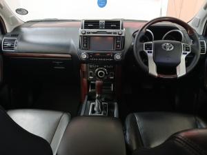 Toyota Land Cruiser Prado 4.0 VX - Image 6