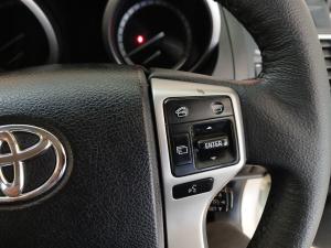 Toyota Land Cruiser Prado 4.0 VX - Image 10