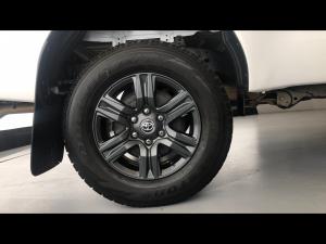 Toyota Hilux 2.4GD-6 single cab 4x4 Raider manual - Image 20