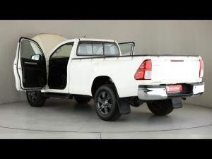 Toyota Hilux 2.4GD-6 single cab 4x4 Raider manual - Image 25