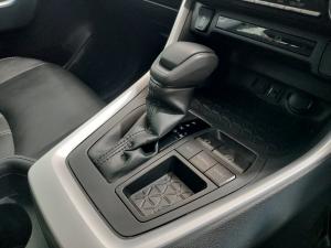 Toyota RAV4 2.0 GX auto - Image 15