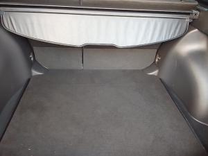 Toyota Corolla Cross 1.8 Xi - Image 12