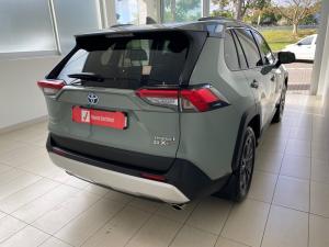 Toyota RAV4 2.5 Hybrid GX-R E-Four - Image 2