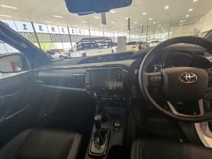 Toyota Hilux 2.8GD-6 48V double cab 4x4 Legend RS - Image 6