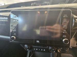 Toyota Hilux 2.8GD-6 48V double cab 4x4 Legend RS - Image 15