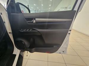 Toyota Hilux 2.8GD-6 48V double cab 4x4 Legend RS - Image 26