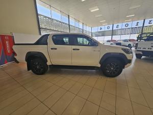 Toyota Hilux 2.8GD-6 48V double cab 4x4 Legend RS - Image 3