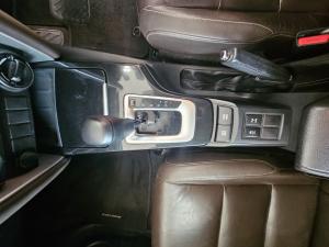 Toyota Fortuner 2.4GD-6 manual - Image 11