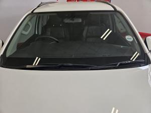 Toyota Fortuner 2.4GD-6 manual - Image 15