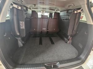 Toyota Fortuner 2.4GD-6 manual - Image 21