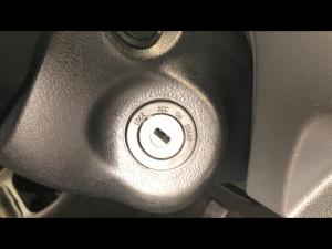 Toyota Etios hatch 1.5 Sprint - Image 26