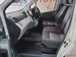 Toyota Quantum 2.8 LWB panel van - Image 7