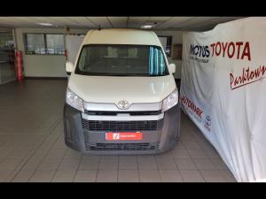 Toyota Quantum 2.8 LWB panel van - Image 4