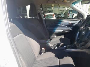 Toyota Starlet 1.5 XR auto - Image 15