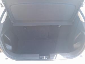 Toyota Starlet 1.5 XR auto - Image 18