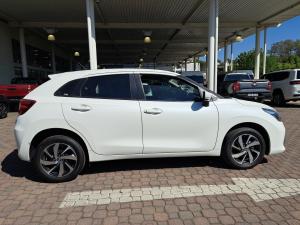 Toyota Starlet 1.5 XS auto - Image 6