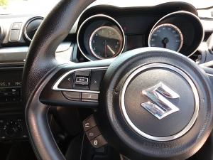 Suzuki Swift 1.2 GL auto - Image 9