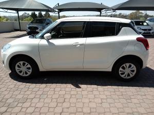 Suzuki Swift 1.2 GL auto - Image 21
