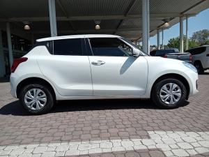Suzuki Swift 1.2 GL auto - Image 3